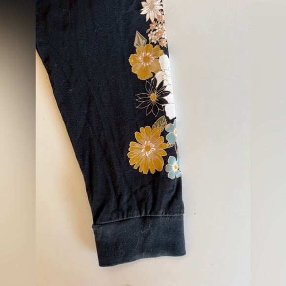 VOLCOM TOP - Picture 2 of 6